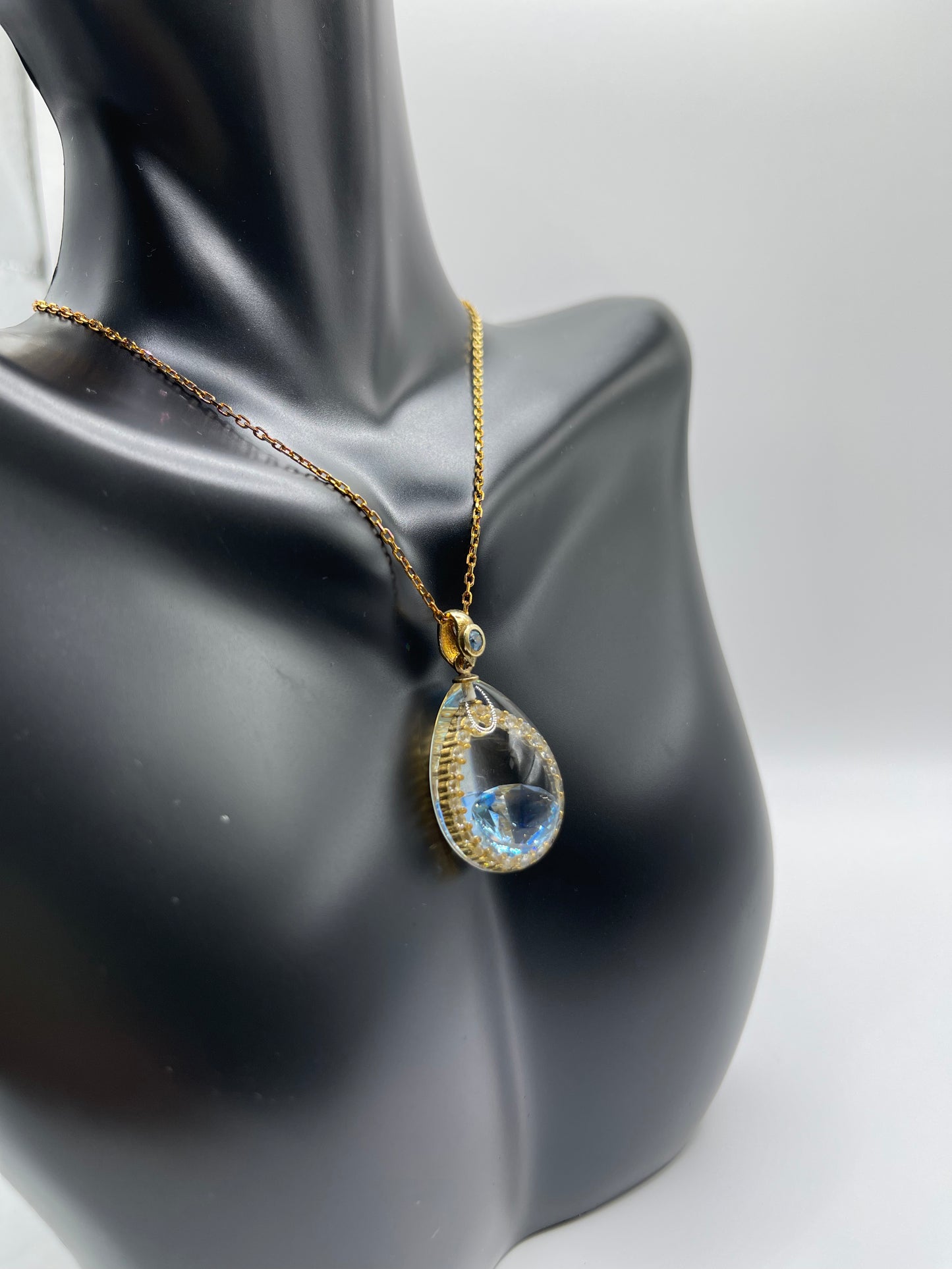 Tear Drop Stone Necklace